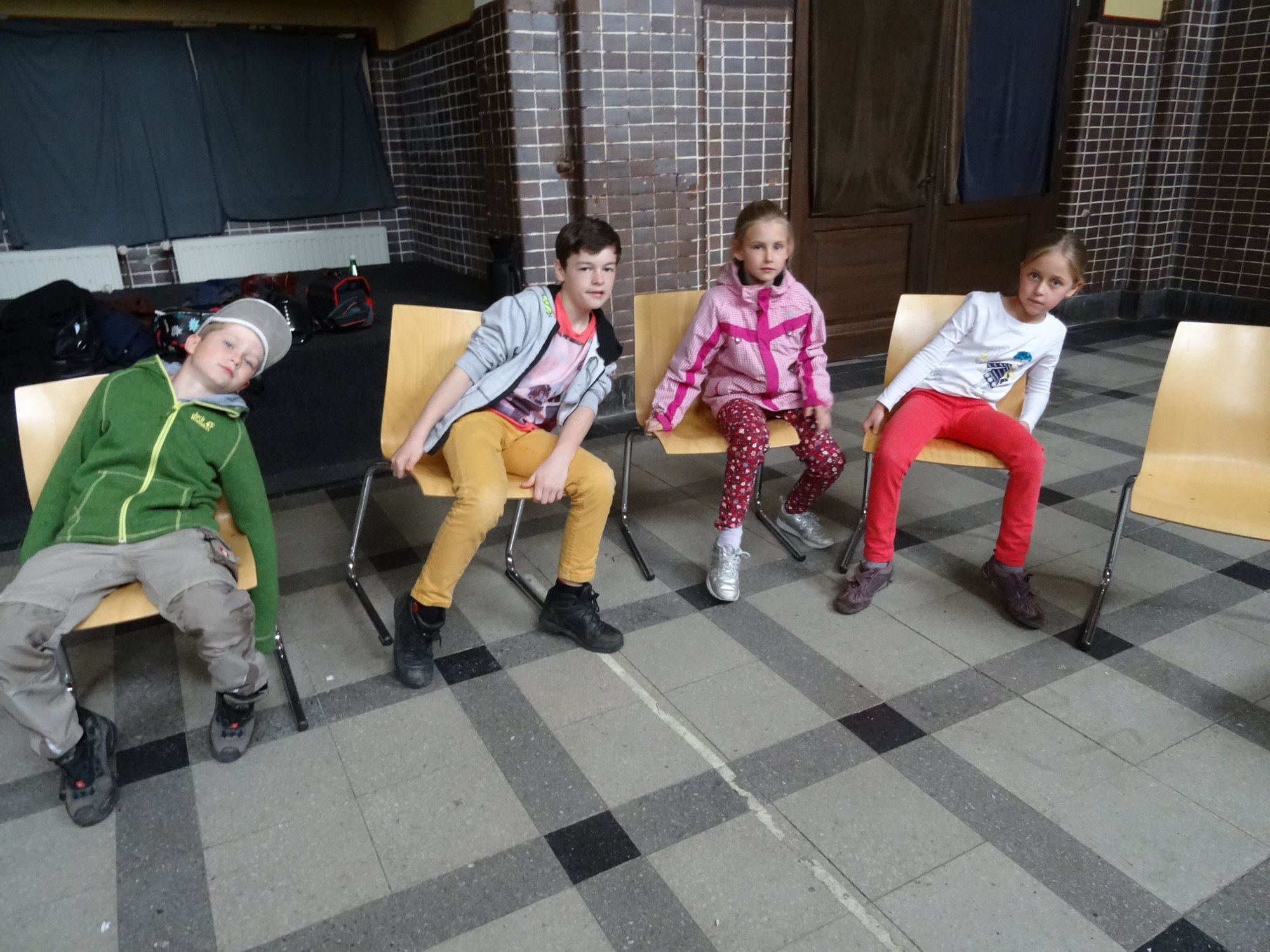 Zoom /zurueck = Klick ins Bild