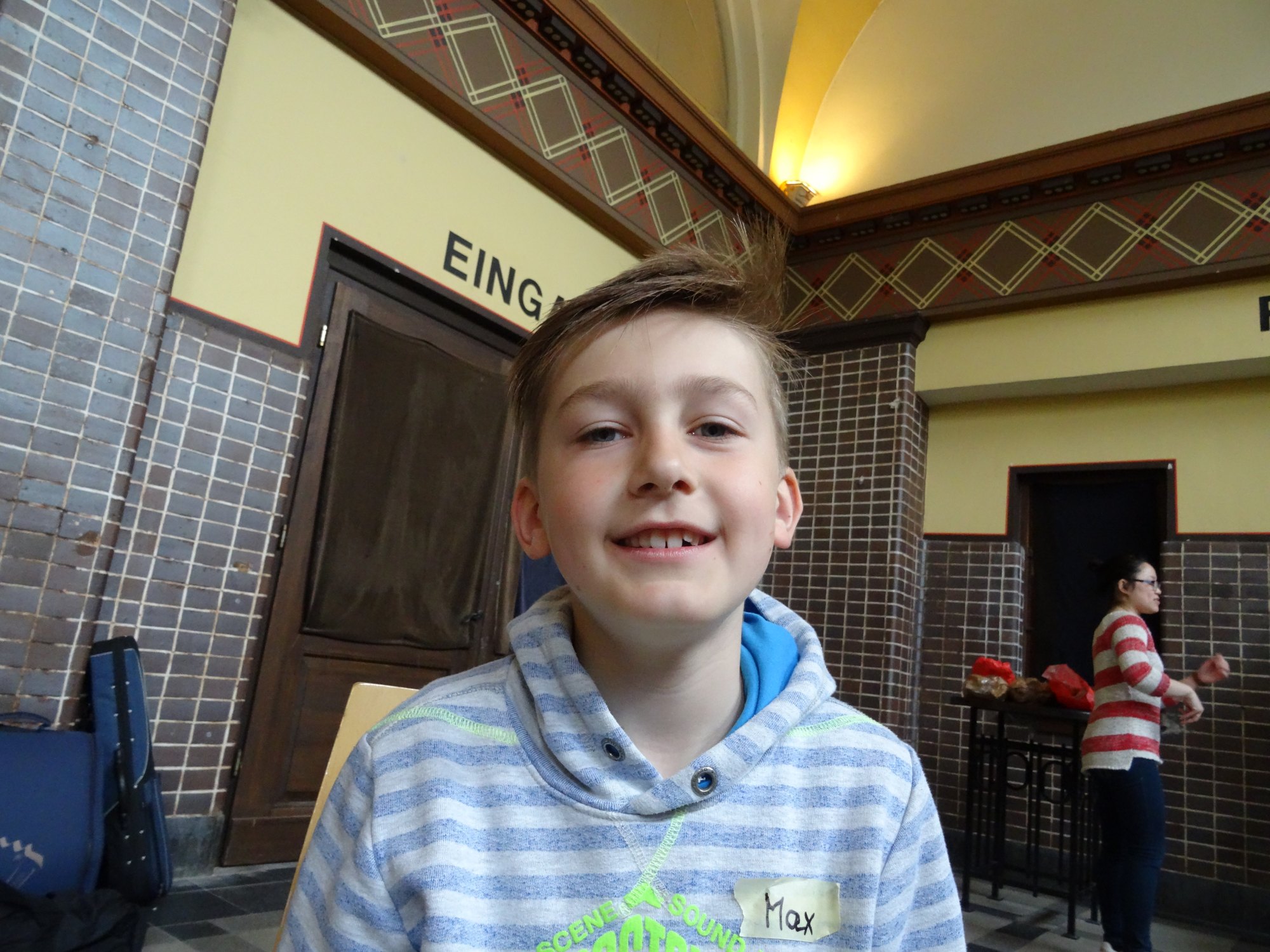 Zoom /zurueck = Klick ins Bild