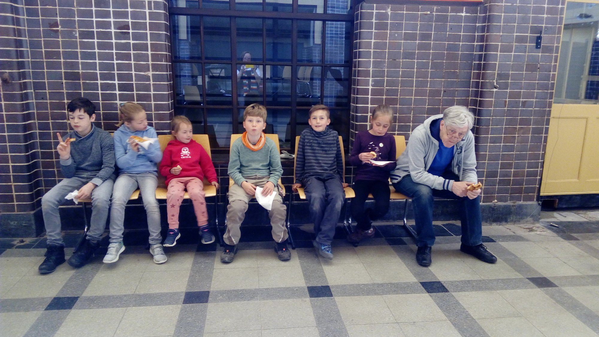 Zoom /zurueck = Klick ins Bild