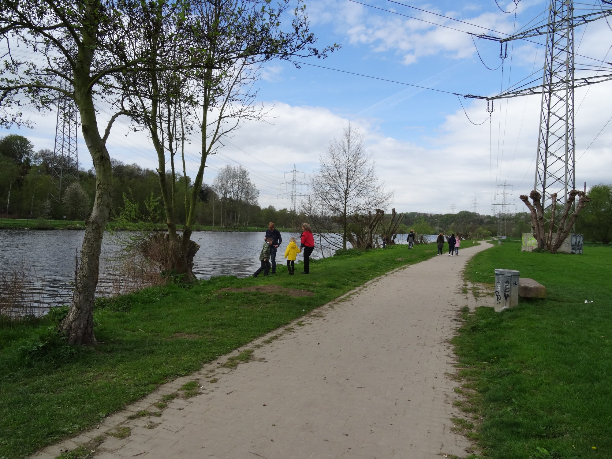 Zoom /zurueck = Klick ins Bild