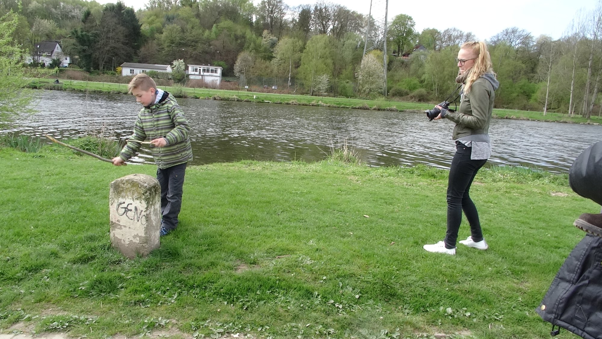 Zoom /zurueck = Klick ins Bild